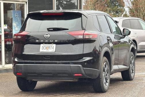 Super Black 2025 Nissan Rogue SV