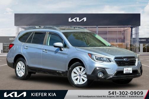 Ice Silver Metallic 2018 Subaru Outback 2.5i Premium