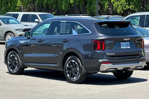 Metal 2025 Kia Sorento S