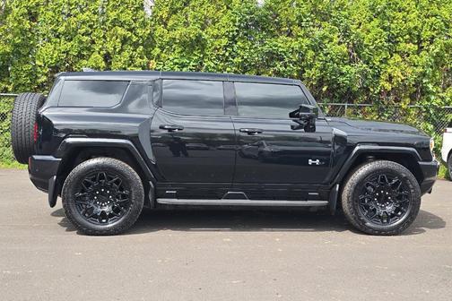 Black 2025 GMC HUMMER EV SUV 3X