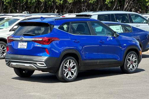 Neptune Blue 2021 Kia Seltos S
