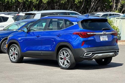 Neptune Blue 2021 Kia Seltos S
