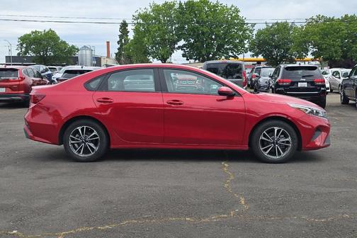 Currant Red 2024 Kia Forte LXS