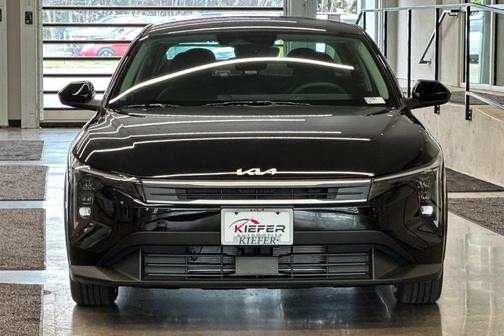 Aurora Black Pearl 2026 Kia K4 LXS