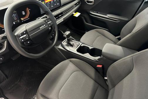 Aurora Black Pearl 2026 Kia K4 LXS
