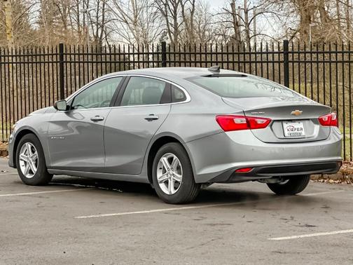 Sterling Gray Metallic 2024 Chevrolet Malibu 1LS
