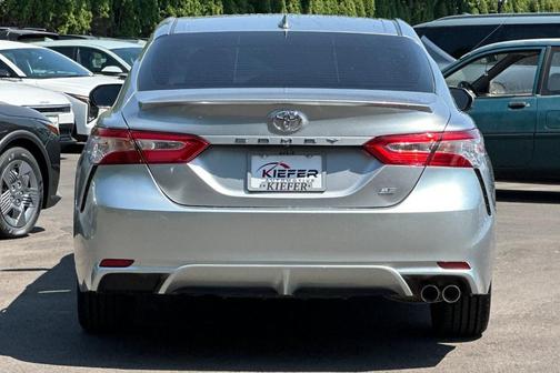 Celestial Silver Metallic 2020 Toyota Camry SE