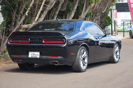 Pitch Black Clearcoat 2022 Dodge Challenger GT