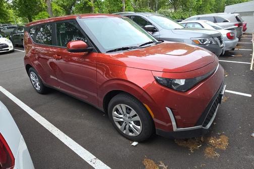 Mars Orange 2025 Kia Soul LX
