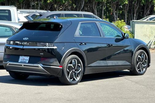 Black 2024 Hyundai IONIQ 5 SEL
