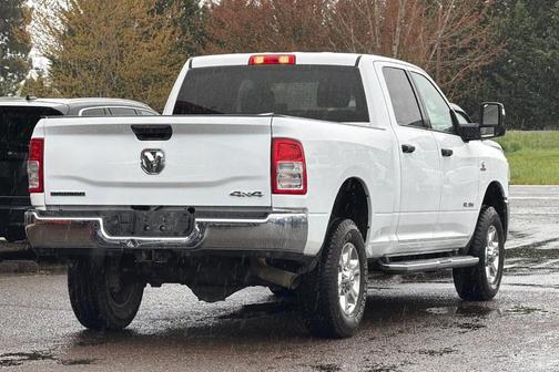Bright White Clearcoat 2024 RAM 2500 Big Horn