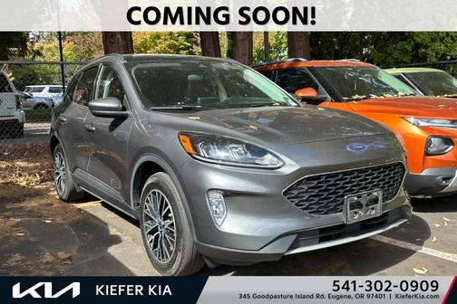 Gray Metallic 2022 Ford Escape PHEV SEL