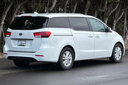Clear White 2016 Kia Sedona LX