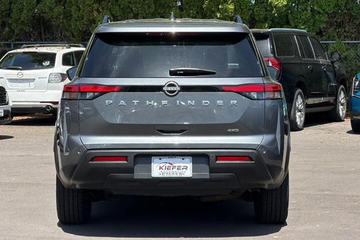 Gun Metallic 2025 Nissan Pathfinder SV