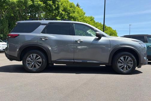 Gun Metallic 2025 Nissan Pathfinder SV