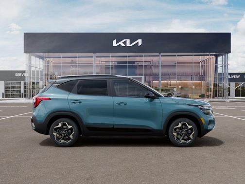 Blue / Black 2026 Kia Seltos S
