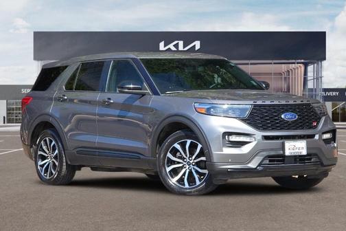 Gray Metallic 2021 Ford Explorer ST