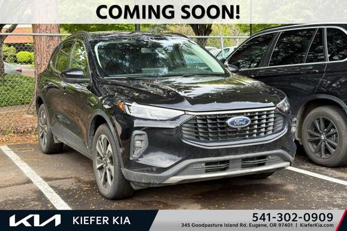 Black 2024 Ford Escape Platinum