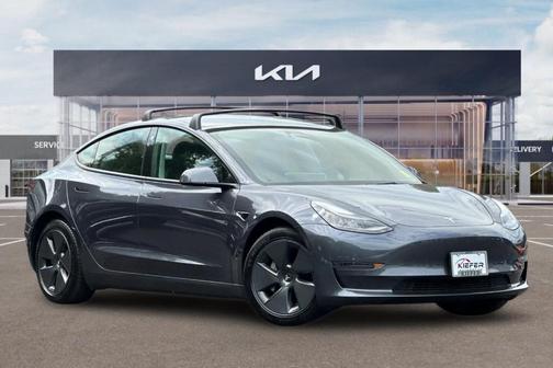 2022 Tesla Model 3 Long Range
