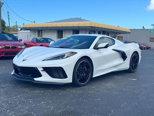 2025 Chevrolet Corvette Stingray w/2LT
