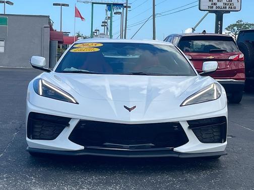 2025 Chevrolet Corvette Stingray w/2LT