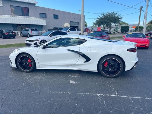 2025 Chevrolet Corvette Stingray w/2LT