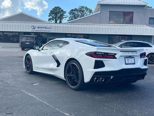 2025 Chevrolet Corvette Stingray w/2LT