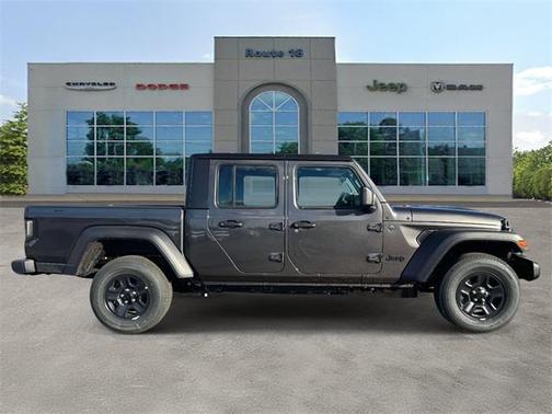 2026 Jeep Gladiator Sport