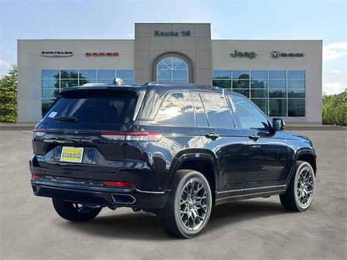 2025 Jeep Grand Cherokee Summit