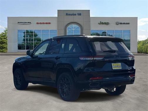 2025 Jeep Grand Cherokee Summit