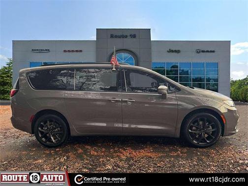 2022 Chrysler Pacifica Limited