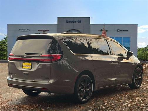 2022 Chrysler Pacifica Limited