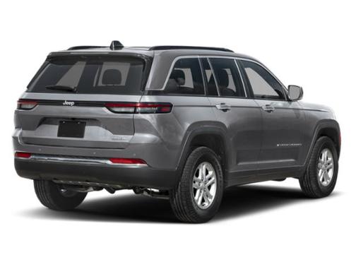 Baltic Gray Metallic Clearcoat 2025 Jeep Grand Cherokee Laredo