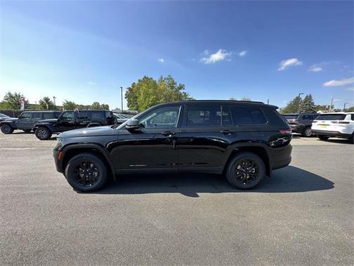2025 Jeep Grand Cherokee L Altitude