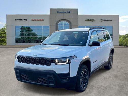 Bright White Clearcoat 2026 Jeep Cherokee Laredo 4x4