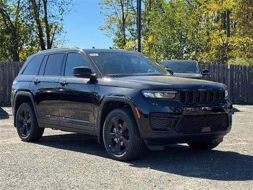 2025 Jeep Grand Cherokee Altitude