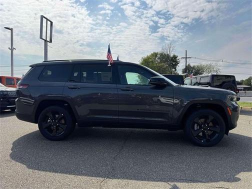 2025 Jeep Grand Cherokee L Altitude