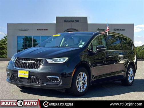 2021 Chrysler Pacifica Touring L