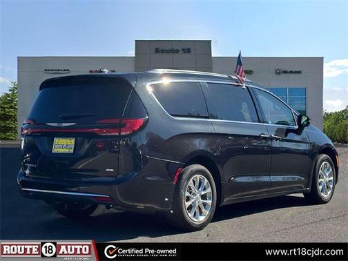 2021 Chrysler Pacifica Touring L