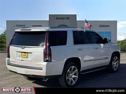 2018 Cadillac Escalade Luxury
