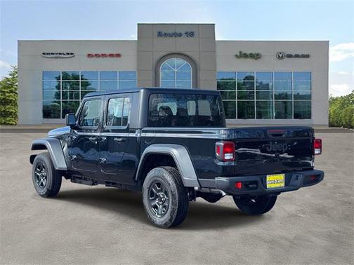 2026 Jeep Gladiator Sport
