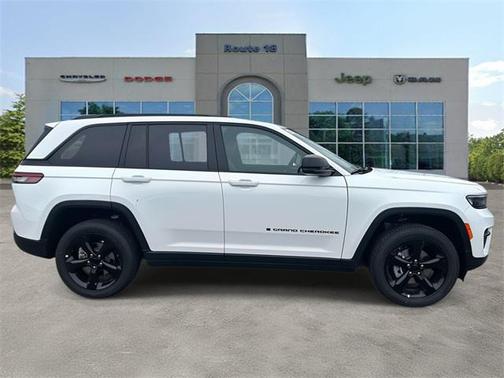 2025 Jeep Grand Cherokee Altitude