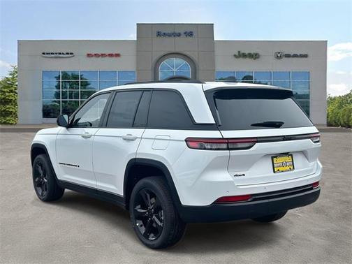 2025 Jeep Grand Cherokee Altitude