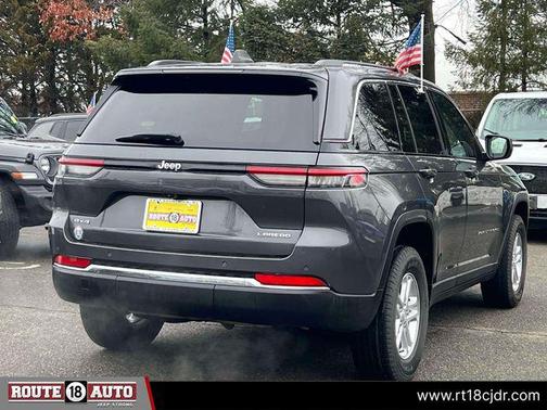 2023 Jeep Grand Cherokee Laredo