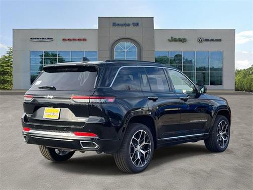 2025 Jeep Grand Cherokee Summit