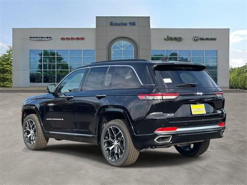 2025 Jeep Grand Cherokee Summit