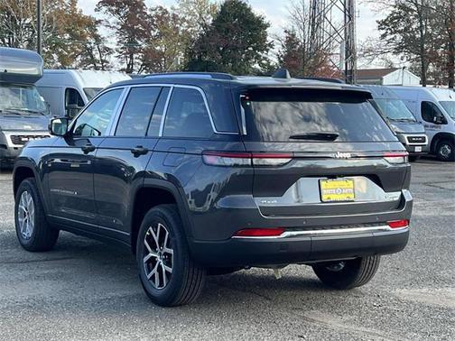 2025 Jeep Grand Cherokee Limited X