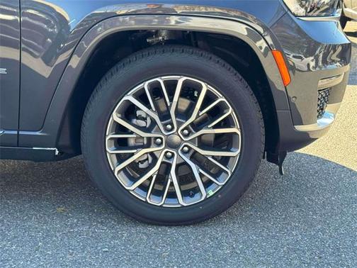 2025 Jeep Grand Cherokee L Summit Reserve