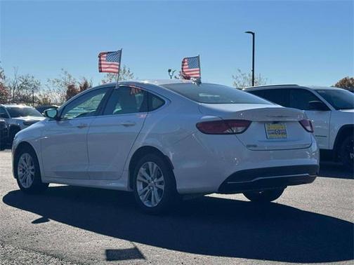 2016 Chrysler 200 Limited