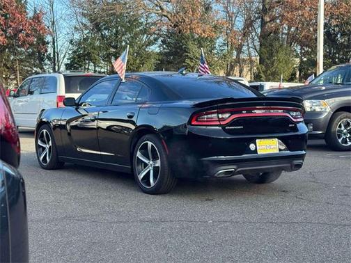 2017 Dodge Charger SXT